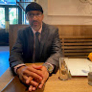 Meet your Posher, Stanley